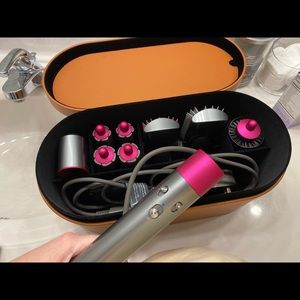Dyson Airwrap complete styler
